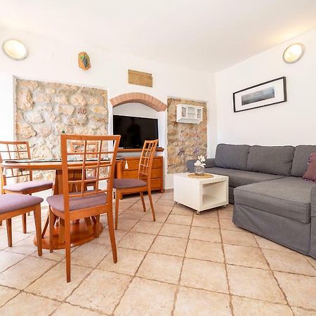 Mediterranean Apartment Korina Башка Экстерьер фото