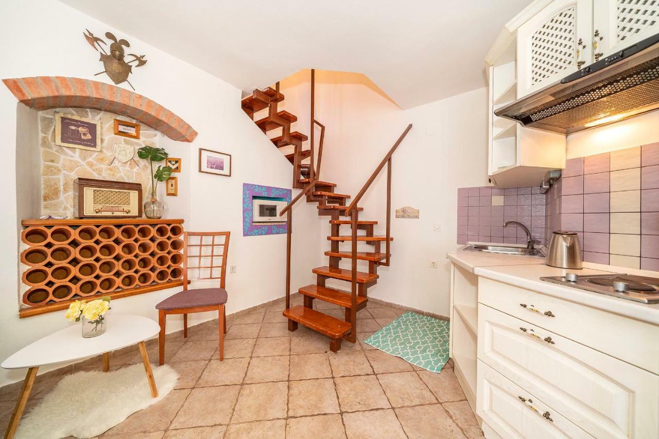Mediterranean Apartment Korina Башка Экстерьер фото